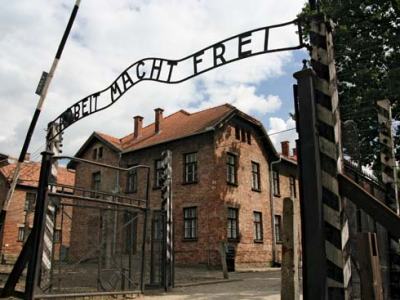 Visiting Auschwitz-Birkenau: A Sobering&nbsp;Experience