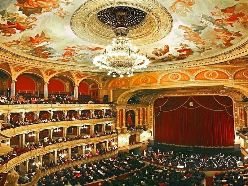 How to See the Vienna State Opera on a Budget – My €3&nbsp;Experience