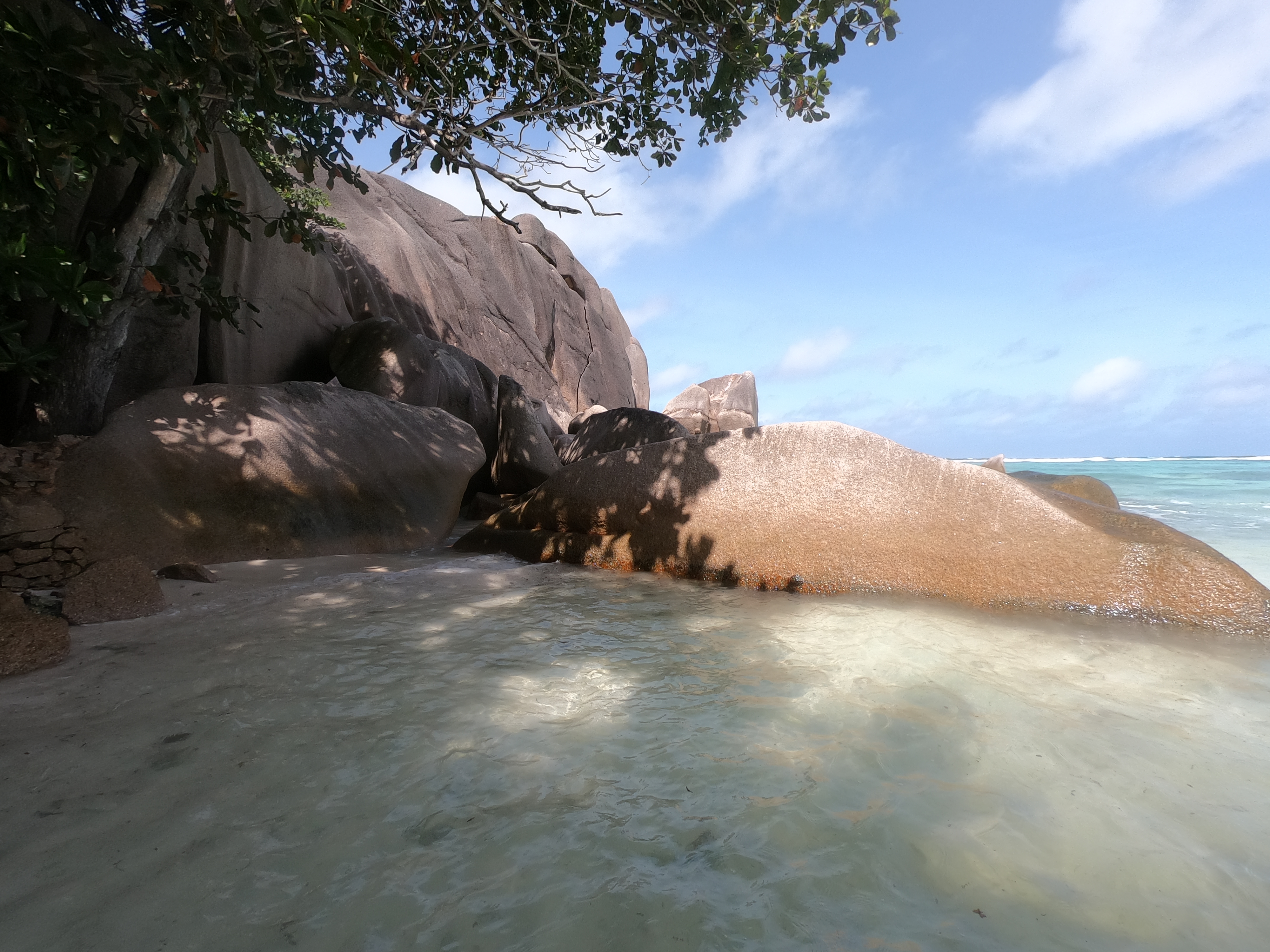 la-digue-seychelles-honeymoon